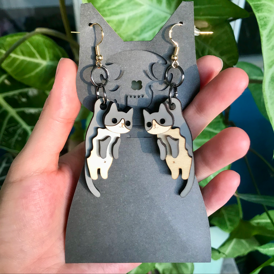 Hanging cat earrings